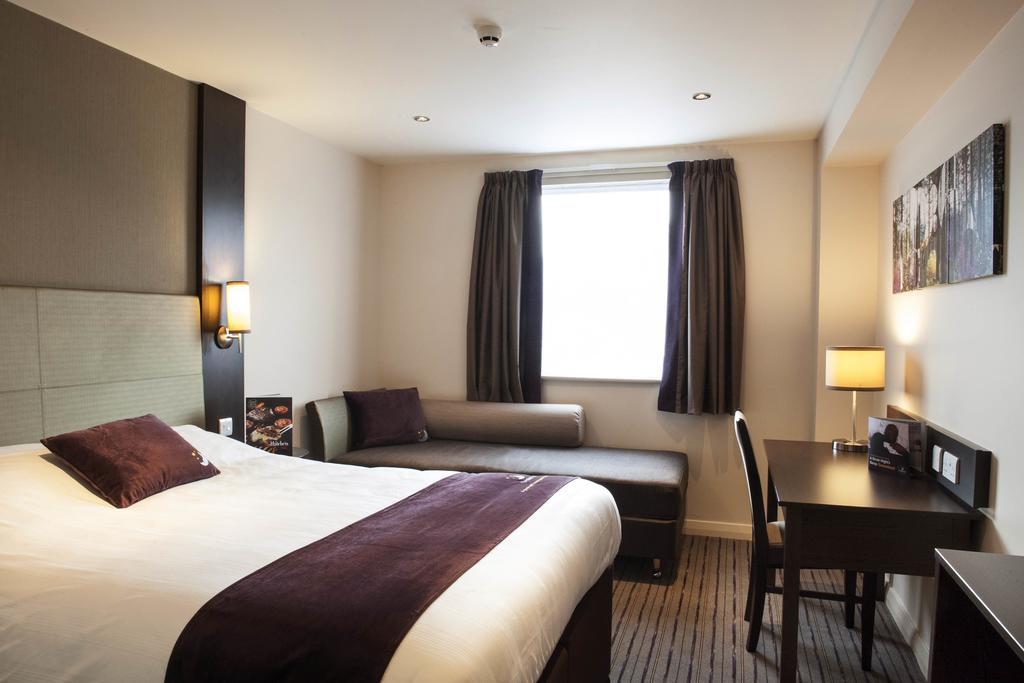 Premier Inn London Bexleyheath Exteriör bild