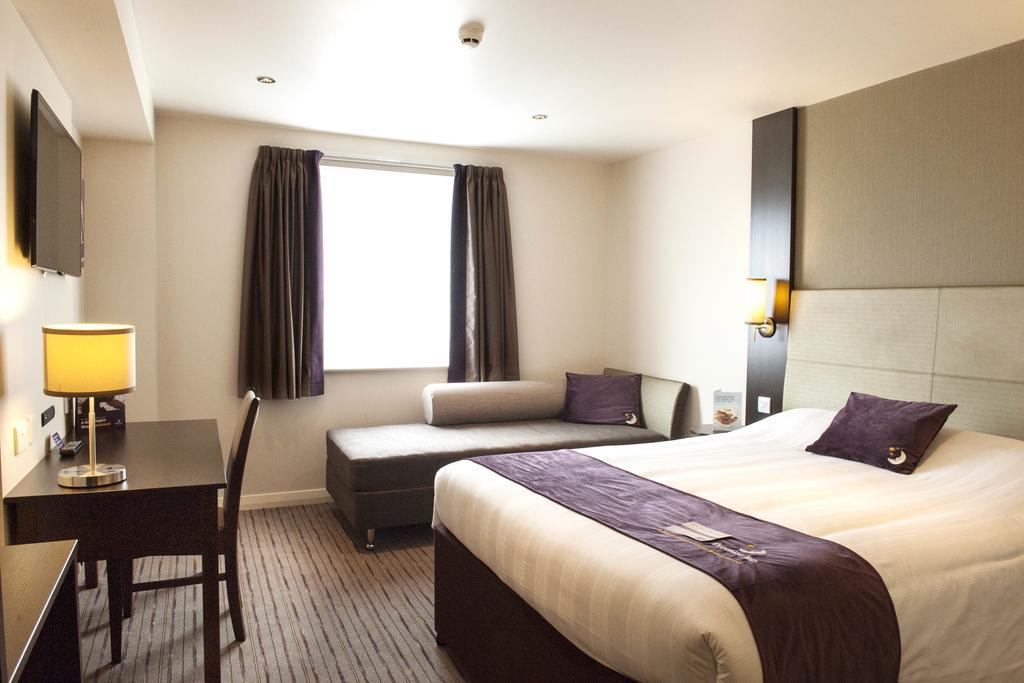 Premier Inn London Bexleyheath Exteriör bild