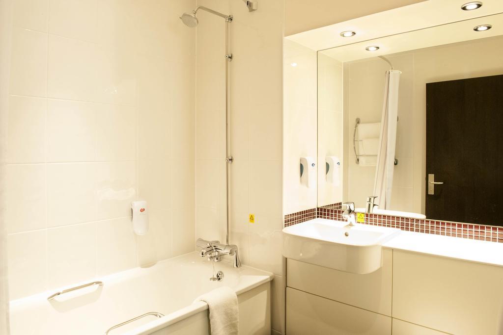Premier Inn London Bexleyheath Exteriör bild
